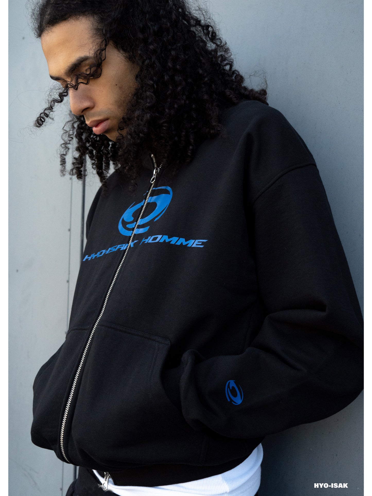 Cropped zip up