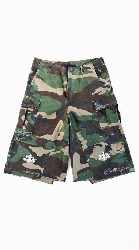 Distressed camo shorts
